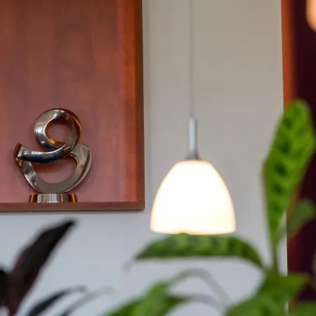 Median Garni Гостевой дом