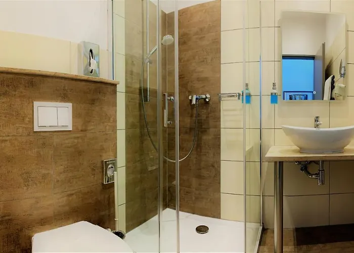 美迪尔伽尼酒店 招待所 韦尼格罗德