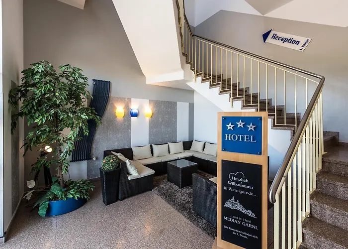 美迪尔伽尼酒店 招待所