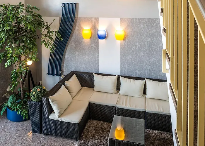 게스트하우스 Median Garni 3*